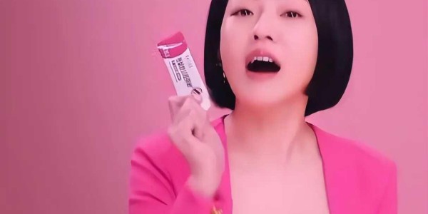 kaiyun-刚接手大S的代言就开撕?小S广告文案内涵马筱梅,吃相不要太难看