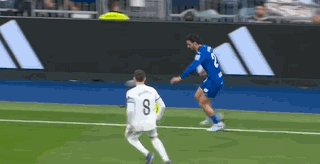 1772497858323029166.gif